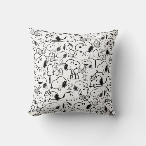 Snoopy Smile Giggle Laugh Pattern Throw Pillow