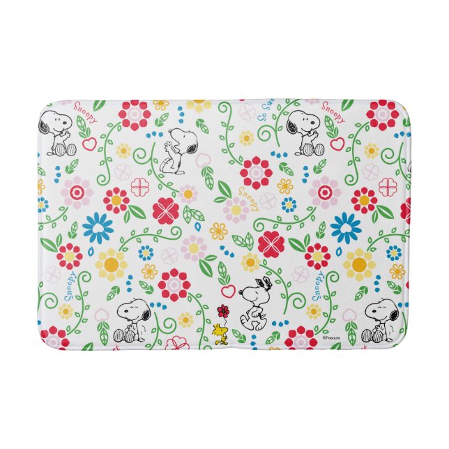 Snoopy So Sweet Flower Pattern Bath Mat (Front)