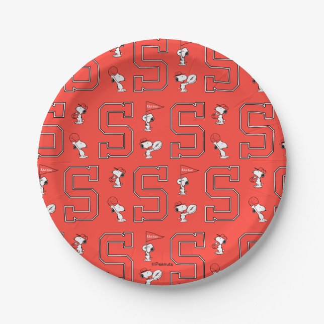 Snoopy Varsity Sports Pattern Paper Plates (Front)
