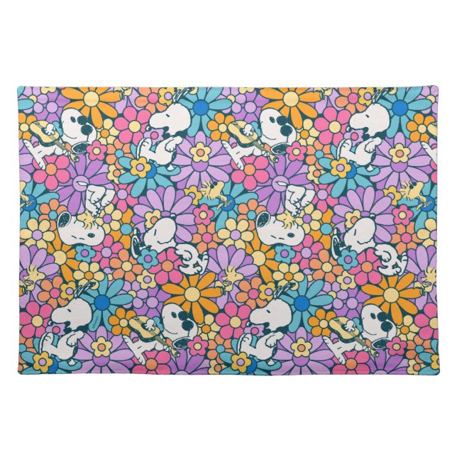 Snoopy & Woodstock Flower Pattern Cloth Placemat (Front)