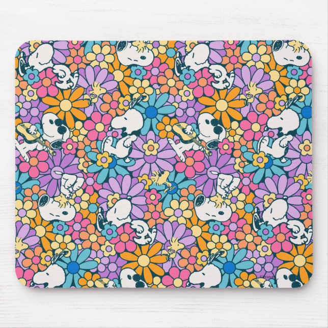 Snoopy & Woodstock Flower Pattern Mouse Pad (Front)