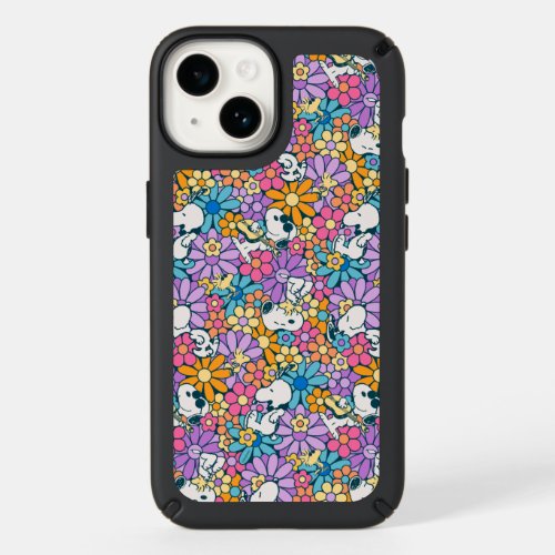 Snoopy  Woodstock Flower Pattern Speck iPhone 14 Case