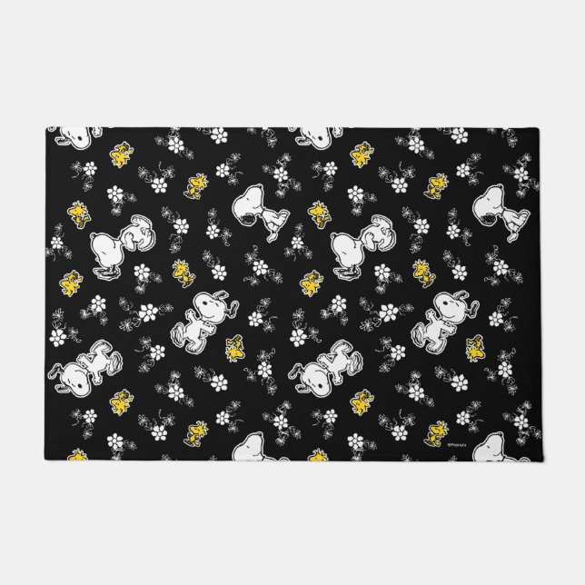 Snoopy & Woodstock Fun & Flowers Doormat (Front)