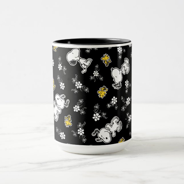 Snoopy & Woodstock Fun & Flowers Mug (Center)