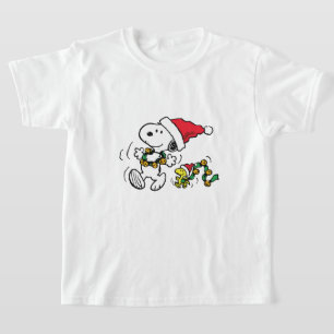 snoopy & woodstock playing on winter season T-Shirt