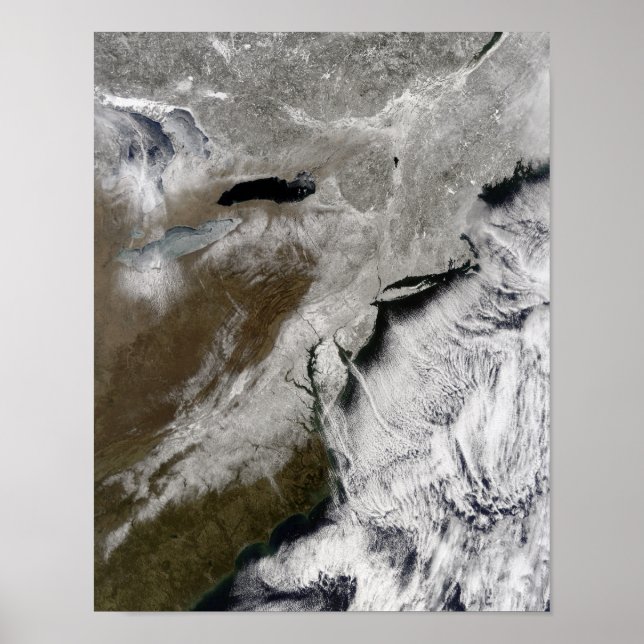 Snow across the northeastern United States Poster (Front)