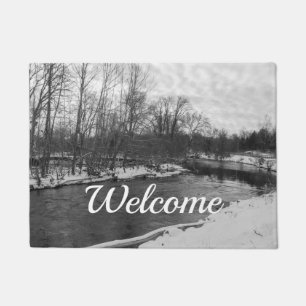 Snow Beauty James River Grayscale Welcome Doormat