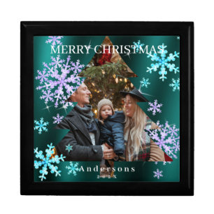 Snow Flakes Merry Christmas Green Gift Box