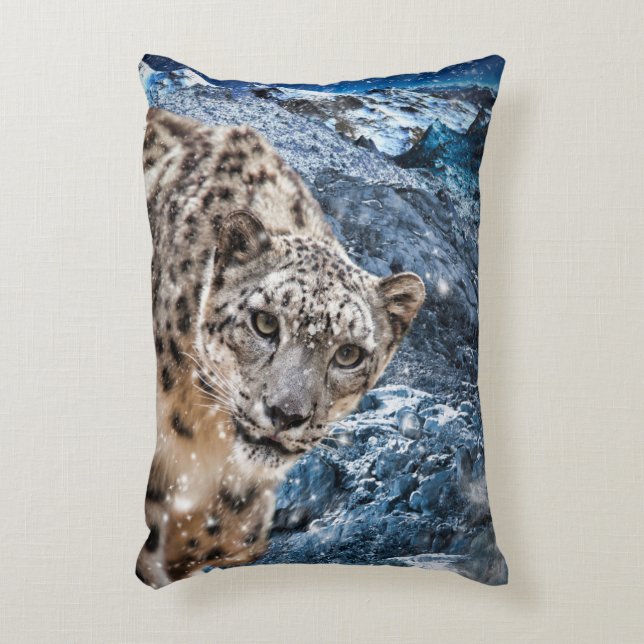 SNOW LEOPARD CLOUD WALKER ACCENT PILLOW (Front(Vertical))