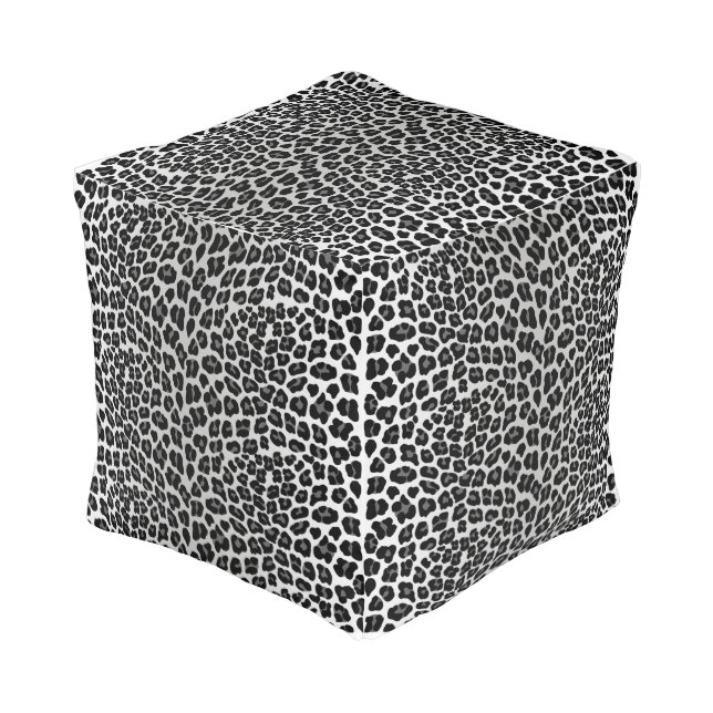Snow leopard pouf (Angled Back)