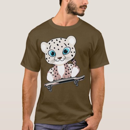 Snow leopard skating T_Shirt