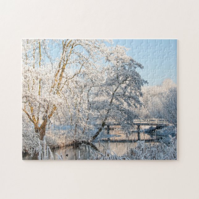 Snow Park Creek & Bridge, 252 pieces Jigsaw Puzzle (Horizontal)