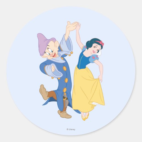 Snow White and Dopey dancing Classic Round Sticker