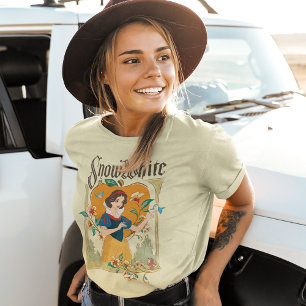 Snow White Vintage Decorative Graphic T-Shirt