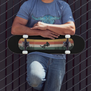 Snowboarder Retro Winter Sports Gift Skateboard