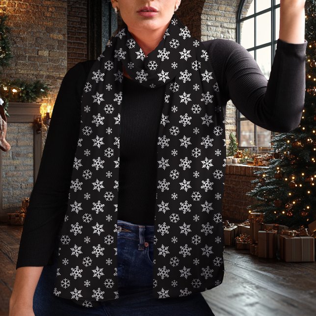 Snowflake Black and White Christmas Scarf (Creator Uploaded)