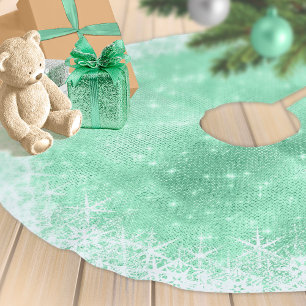 Snowflake Glitter and Shine Green ID671 Brushed Polyester Tree Skirt