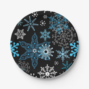 Snowflake pattern paper plates