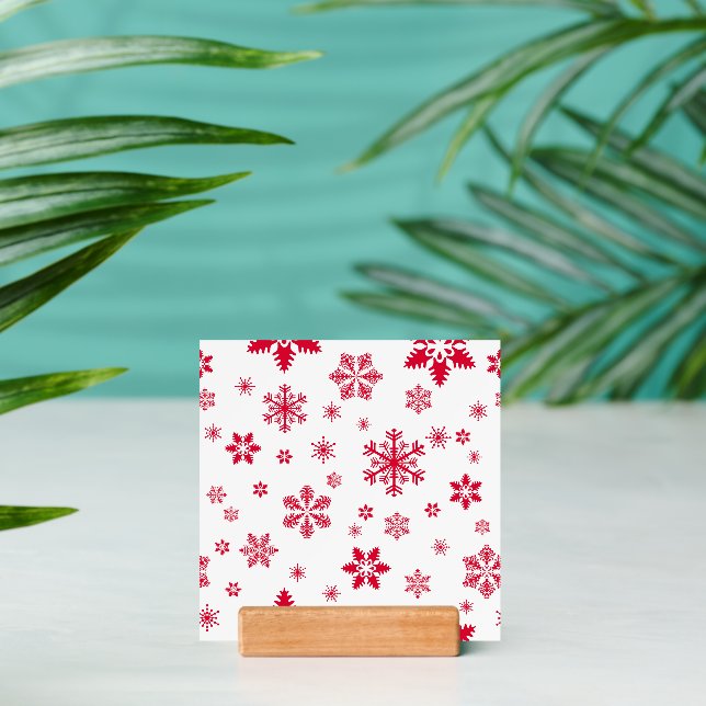 Snowflake Pattern, Red Snowflakes, Snow, White Holder (Insitu 2)