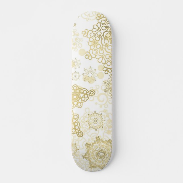 Snowflake pattern skateboard (Front)