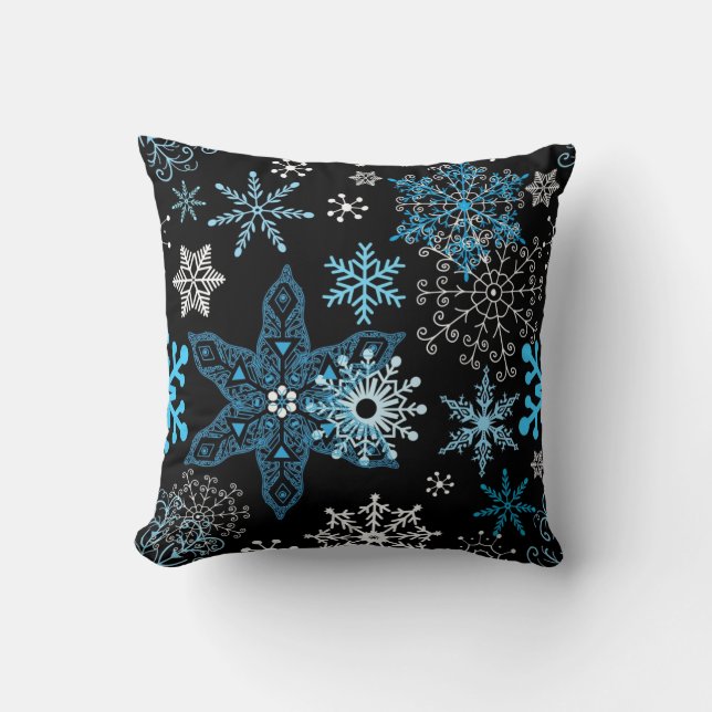 Snowflake pattern	 throw pillow (Front)