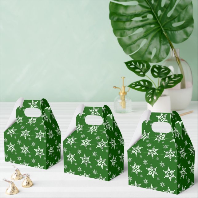 Snowflake Pattern, White Snowflakes, Snow, Green Favor Boxes (Multiple)