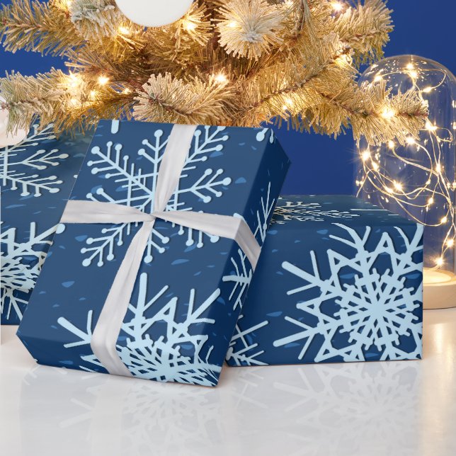 Snowflake pattern wrapping paper (Holidays)