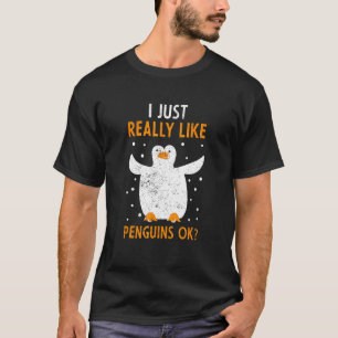 Snowflake Zoo Animal  Antarctica Bird  Penguin T-Shirt