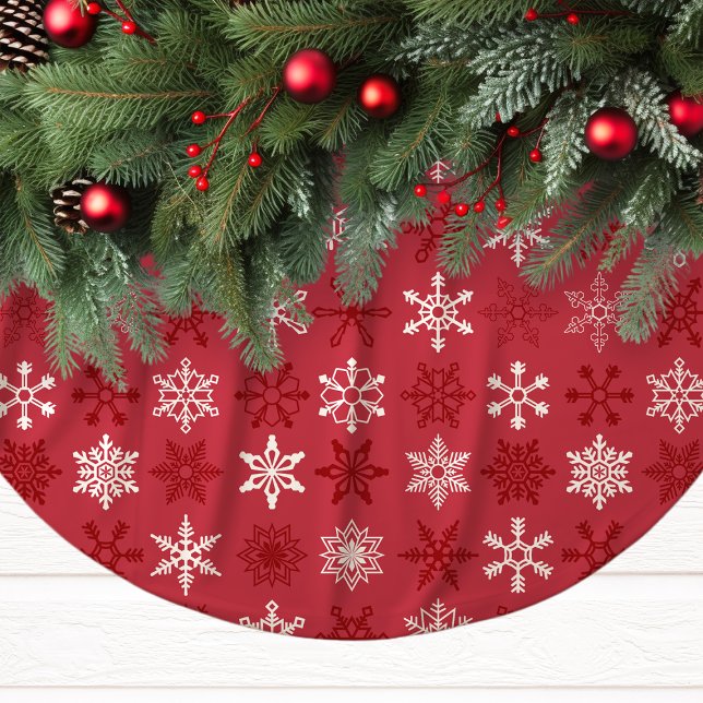 Snowflakes Festive Red White Christmas Pattern Brushed Polyester Tree Skirt (Creator Uploaded)