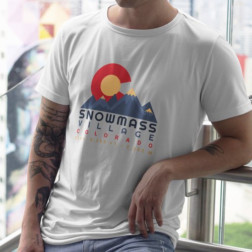 Snowmass Colorado Flag Retro Sunset Ski Souvenirs T_Shirt