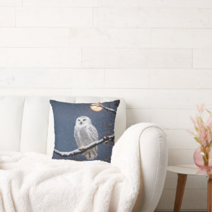 Snowy Owl In Snowflakes Throw Pillow
