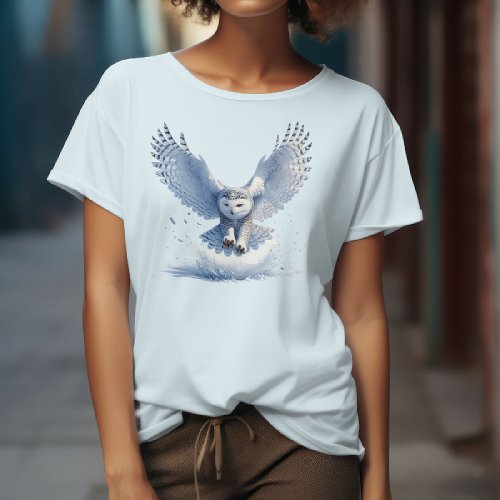 Snowy Owl in the Midst of a Swoop in watercolor T_Shirt