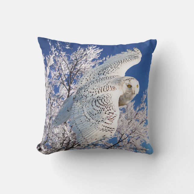 "Snowy Owl" Throw Pillow (Front)