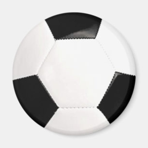 Soccer magnet