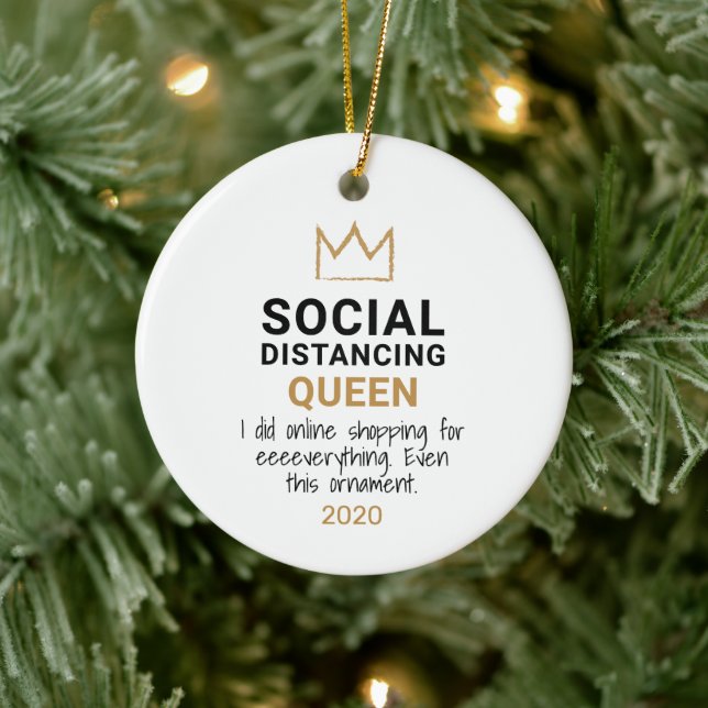 Social Distancing Queen Funny Christmas Ceramic Ornament (Tree)