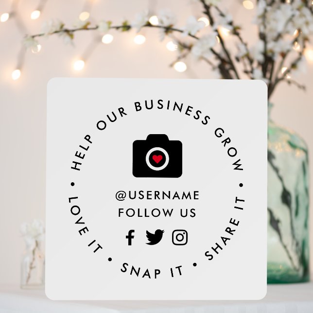 Social Media Foam Board Sign | Love Snap Share It (In Situ (Wedding))