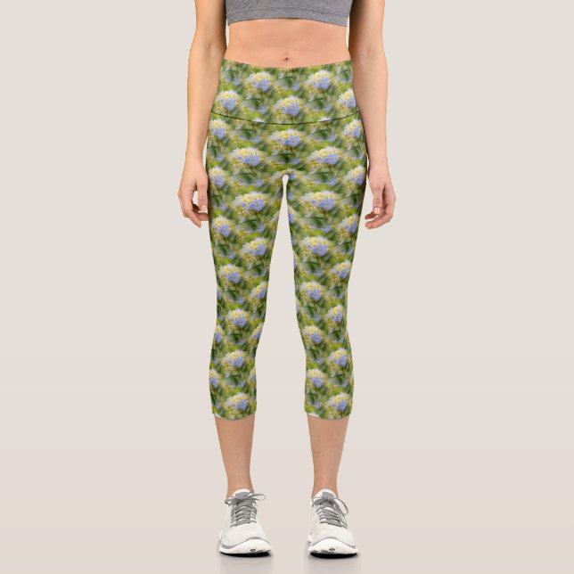 Soft Blue Hydrangea Flower Nature Pattern       Capri Leggings (Front)