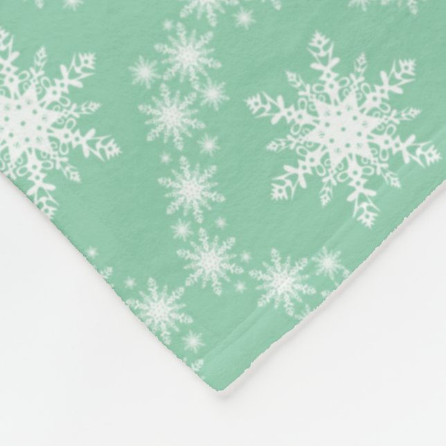 Soft Mint Green and White Snowflakes  Fleece Blanket (Corner)