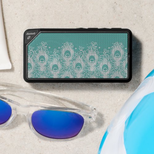 Soft peacock feathers bluetooth speaker