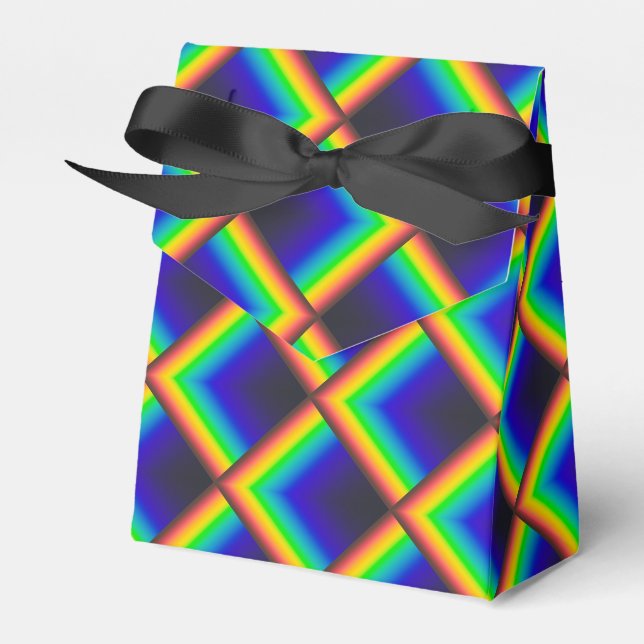 Solar spectrum scales favor boxes (Front Side)