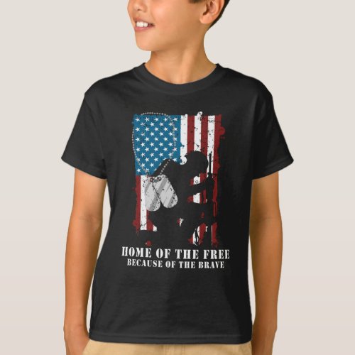 Soldier Proud Veterans Day American Flag T_Shirt