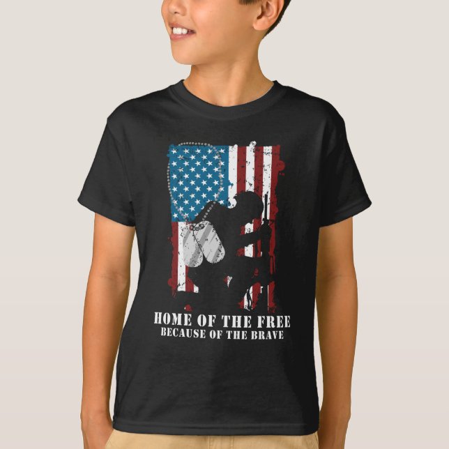Soldier Proud Veterans Day American Flag T-Shirt (Front)