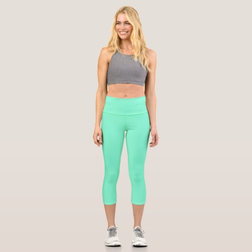 Solid Aquamarine Capri Leggings