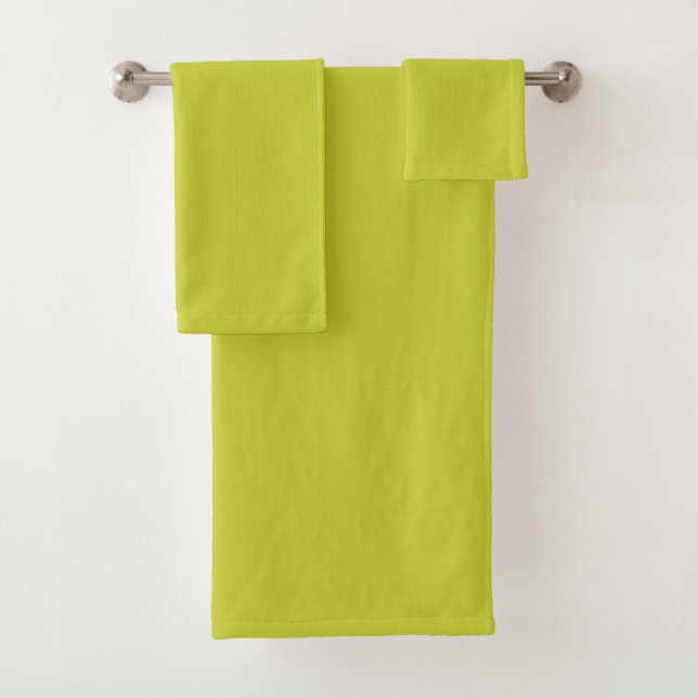SOLID CHARTREUSE BATH TOWEL SET (Insitu)