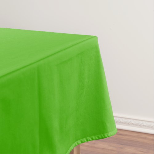 Solid color kelly green tablecloth
