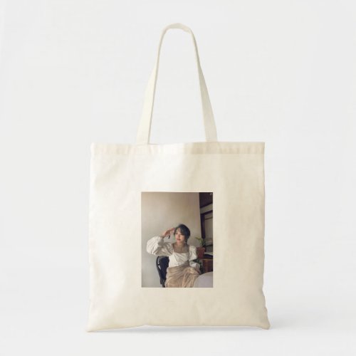 son chaeyoung  tote bag