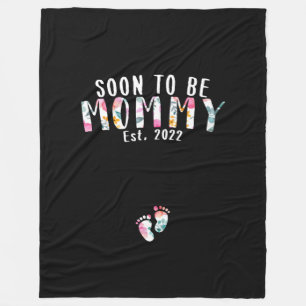 Soon To Be Gigi Est 2022 Floral New Grandma Mother Fleece Blanket