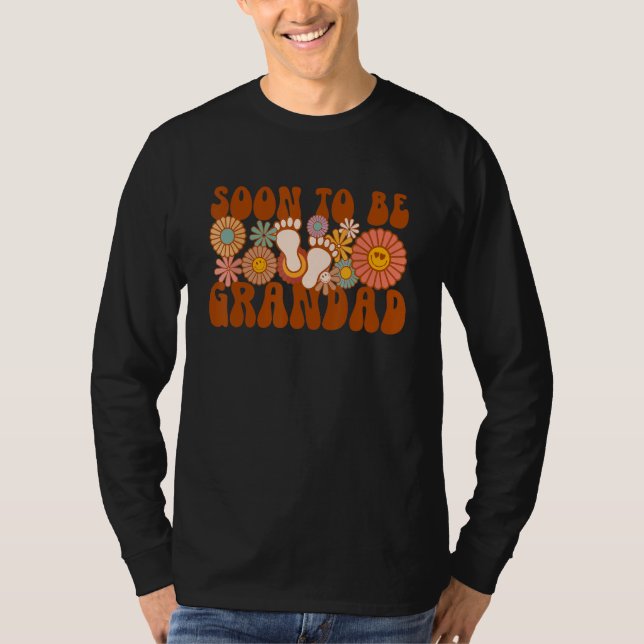 Soon To Be Grandad Groovy Gender Announcement Fami T-Shirt (Front)