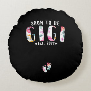 Soon To Be Mommy Est 2022 Pregnancy Announcement Round Pillow