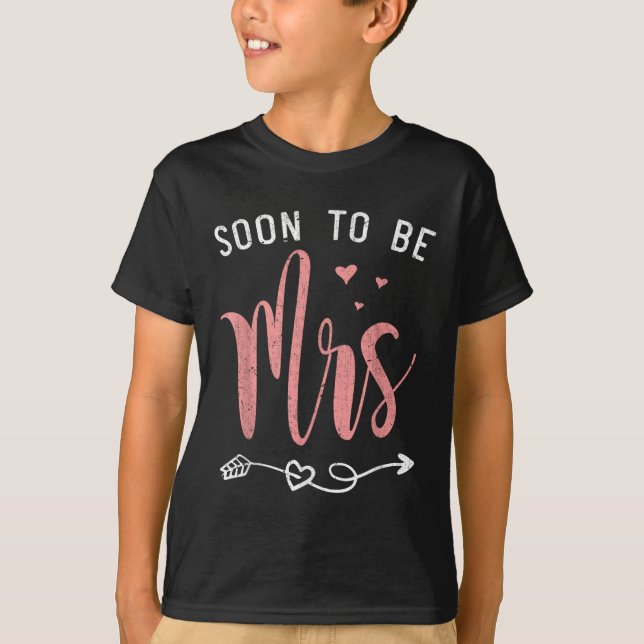 Soon To Be Mrs Bachelorette Party Bridal Shower Br T-Shirt (Front)